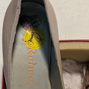 J. Renee "Felix" 10 Narrow Low Heel Pump